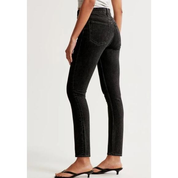 Abercrombie & Fitch High Rise Skinny Jeans - Picture 3 of 7